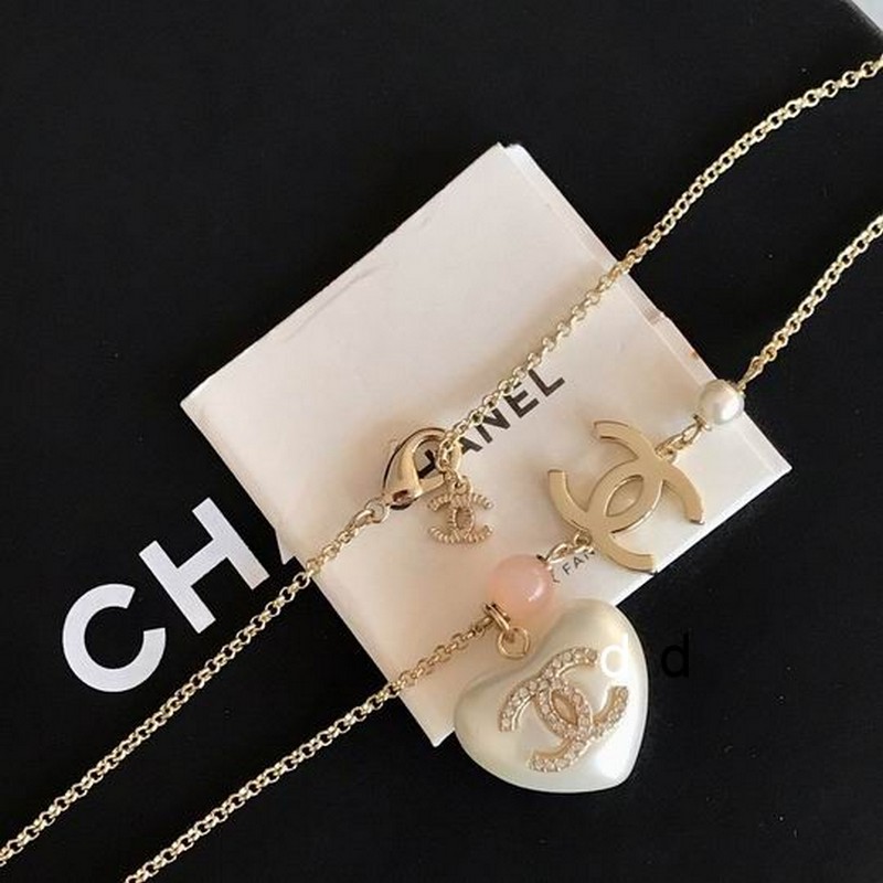 Chanel Necklaces 24